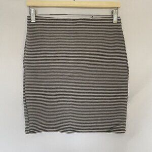Loft Striped Pencil Skirt S Black & White Cotton Polyester Blend business casual